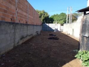 Terreno 1/2 lote no MAJESTIC