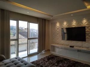 CASA À VENDA NO JARDIM BANDEIRANTES
