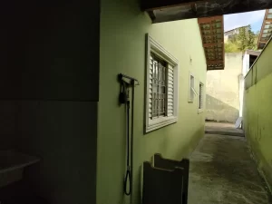 CASA À VENDA NO JARDIM BANDEIRANTES
