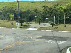 TERRENO À VENDA NO CONDOMÍNIO RESIDENCIAL MANTIQUEIRA