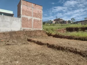 📌 2 LOTES DISPONÍVEIS (Lote 59 ou 60) 📏 Medidas: 6m (frente) x 22m (fundo)
