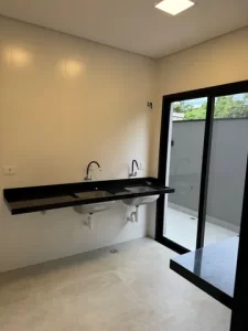 🏡 CASA NOVA À VENDA NO CONDOMÍNIO FECHADO – SÃO JOSÉ DOS CAMPOS/SP ✨ PRONTA PARA MORAR! ✨ 📍 Jardim do Golfe 2